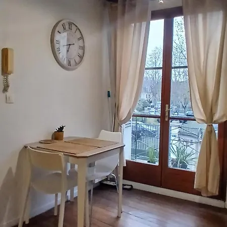 Lägenhet Meuble Tourisme Classe 1 Etoile - Coeur De Quartier Cathedrale